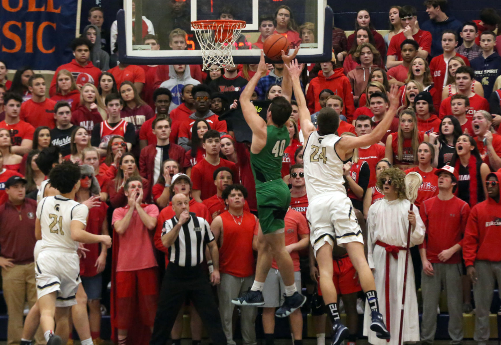 Holy Spirit Mainalnd boys basketball